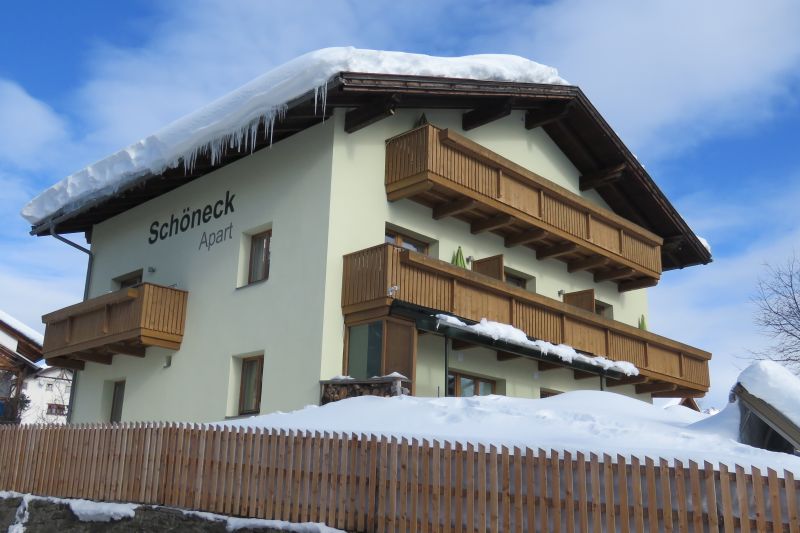 Haus Schöneck Aussenansicht Fiss Tirol